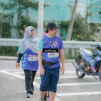 Runner Photo 8341972