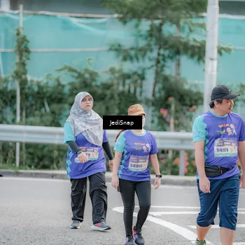 Runner Photo 8341973