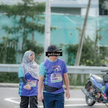 Runner Photo 8341981