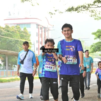 Runner Photo 8341998