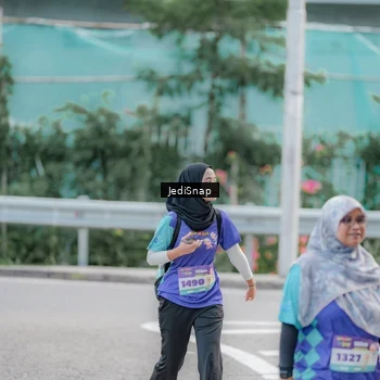 Runner Photo 8341999