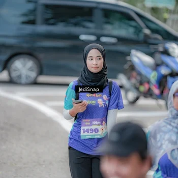 Runner Photo 8342024