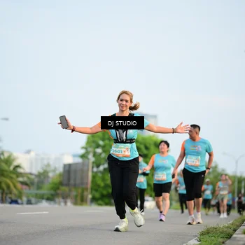 Runner Photo 8342030