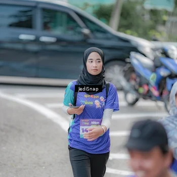 Runner Photo 8342032