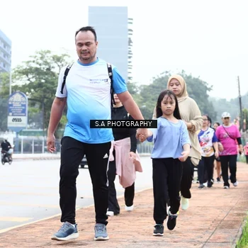 Runner Photo 8342042