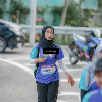 Runner Photo 8342048