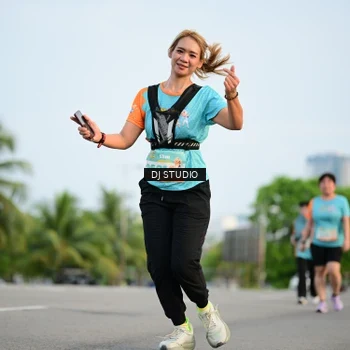 Runner Photo 8342086
