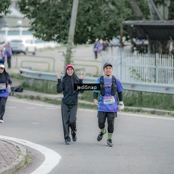 Runner Photo 8342143