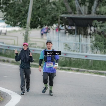 Runner Photo 8342150