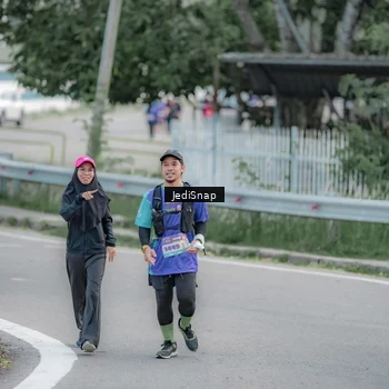 Runner Photo 8342154