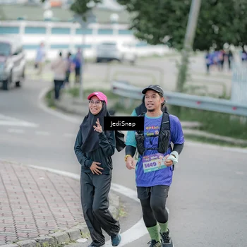 Runner Photo 8342161