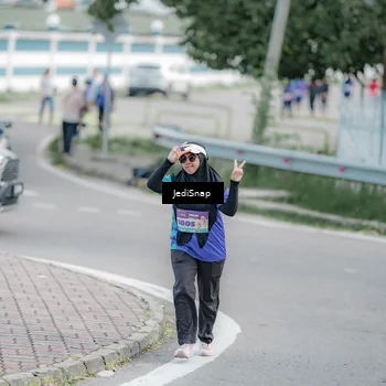 Runner Photo 8342175