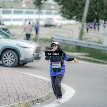 Runner Photo 8342182