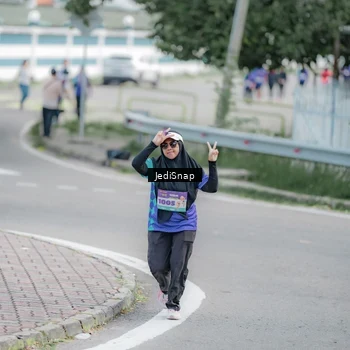 Runner Photo 8342188