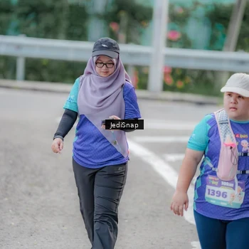 Runner Photo 8342214