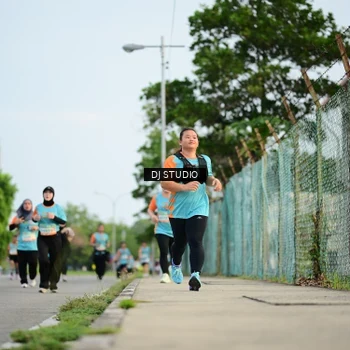Runner Photo 8342243