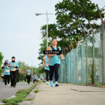 Runner Photo 8342246