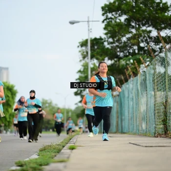 Runner Photo 8342247