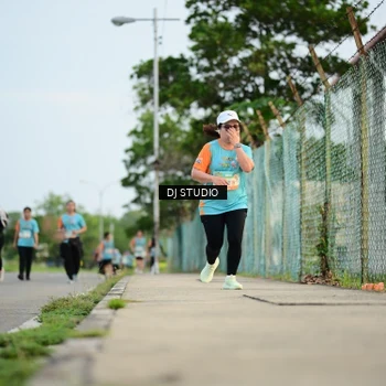 Runner Photo 8342257