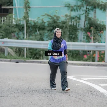 Runner Photo 8342266