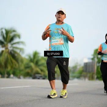 Runner Photo 8342275