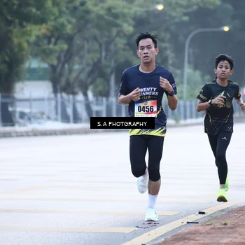 Runner Photo 8342276