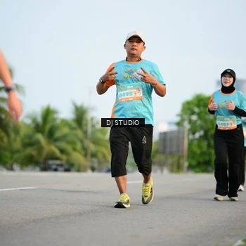 Runner Photo 8342279