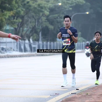 Runner Photo 8342296