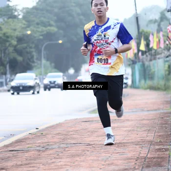 Runner Photo 8342309