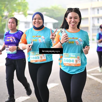 Runner Photo 8342319