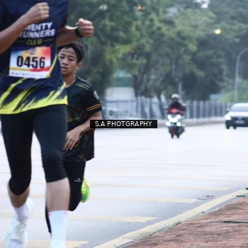 Runner Photo 8342346