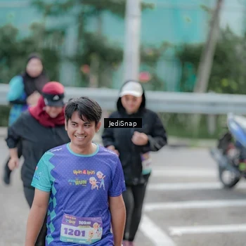 Runner Photo 8342351