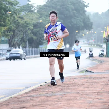 Runner Photo 8342360