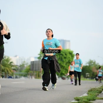 Runner Photo 8342372