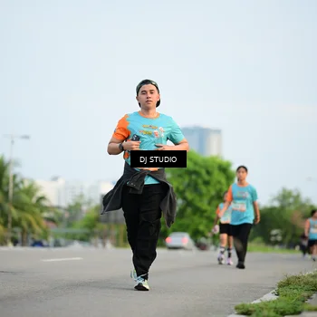 Runner Photo 8342383