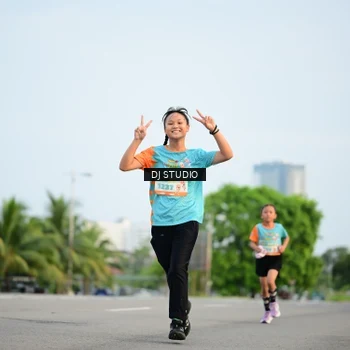 Runner Photo 8342403