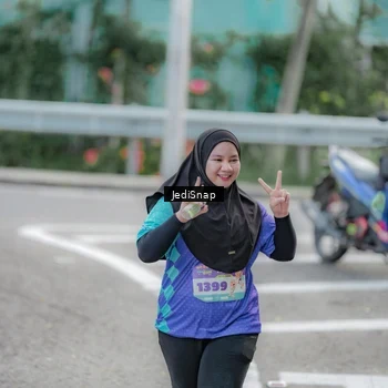 Runner Photo 8342404