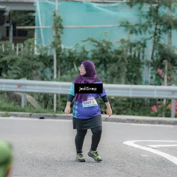 Runner Photo 8342407