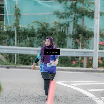 Runner Photo 8342427