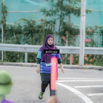 Runner Photo 8342436