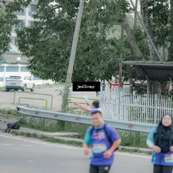 Runner Photo 8342455