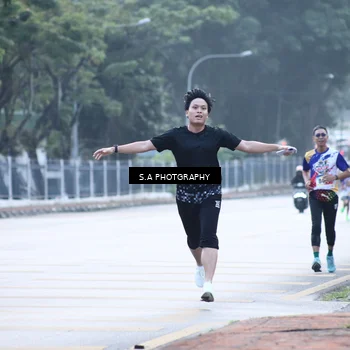 Runner Photo 8342457
