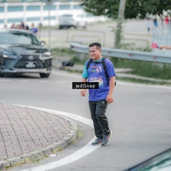 Runner Photo 8342463