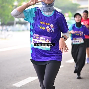 Runner Photo 8342472