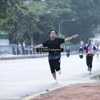 Runner Photo 8342488