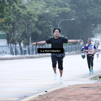 Runner Photo 8342495