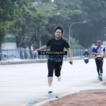 Runner Photo 8342550