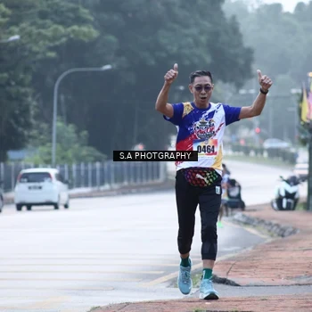 Runner Photo 8342573