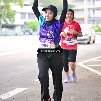 Runner Photo 8342575