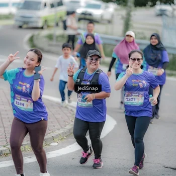 Runner Photo 8342589